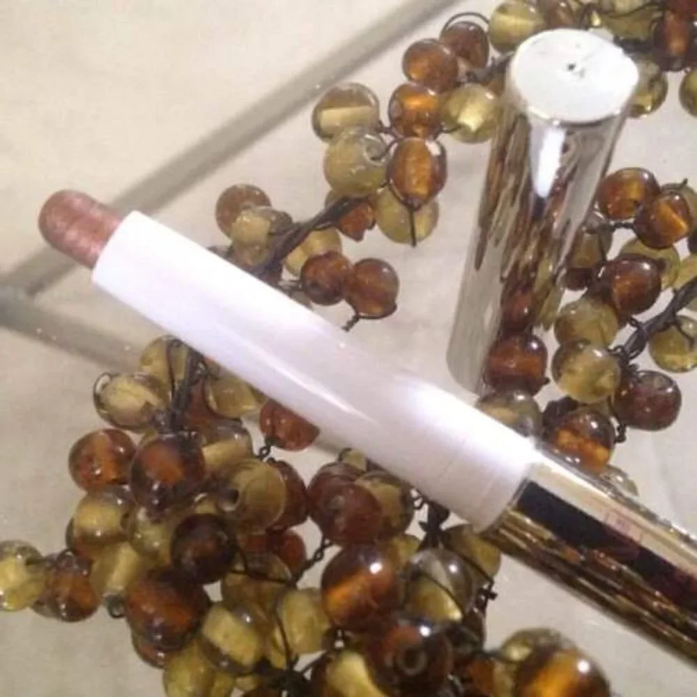Mally Evercolor Shadow Stick Extra in UMBER BROWN, shimmering light gold…